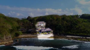 hidden gem nusa ceningan concept